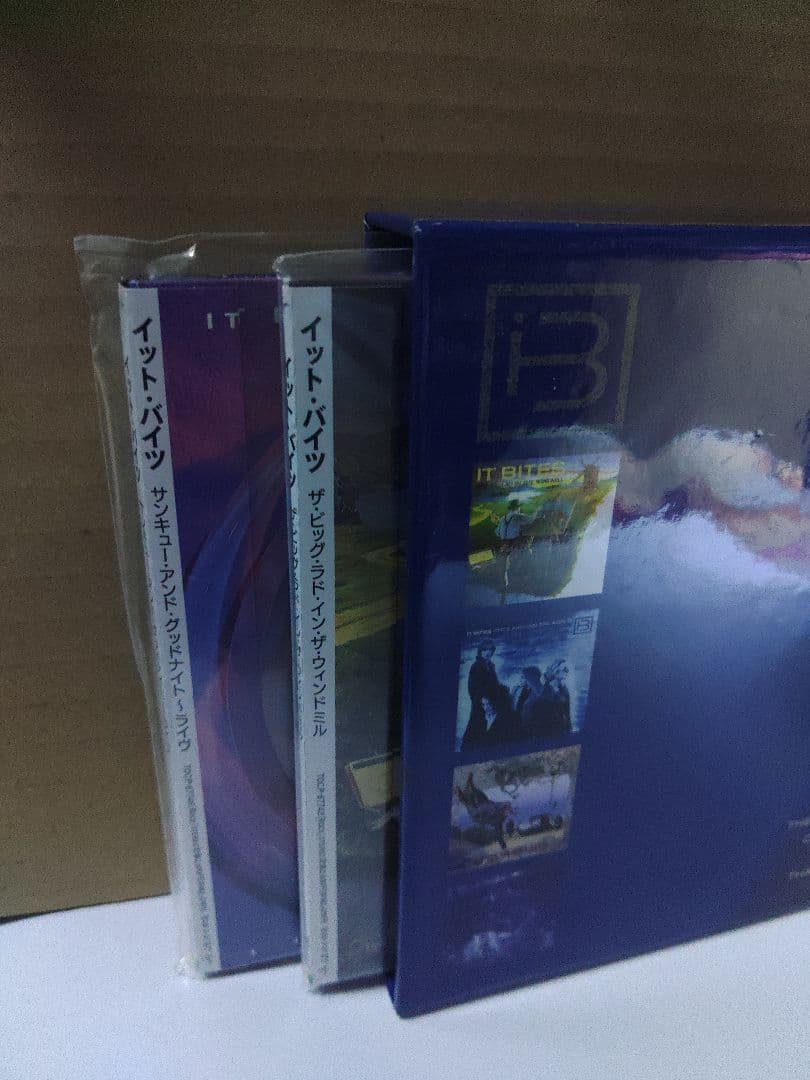 IT BITES 特典Box & 紙ジャケ　2タイトル