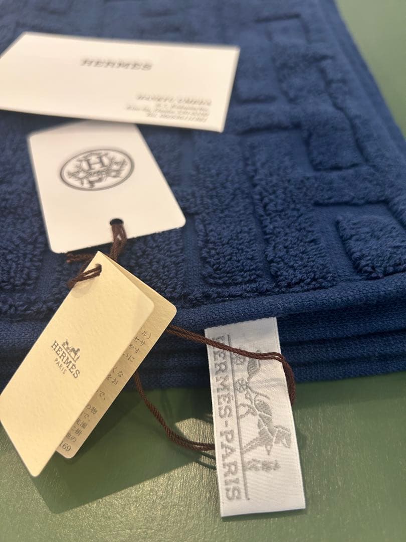 正規品　HERMES　エルメス　カレタオル　コットン　タオル　紺色