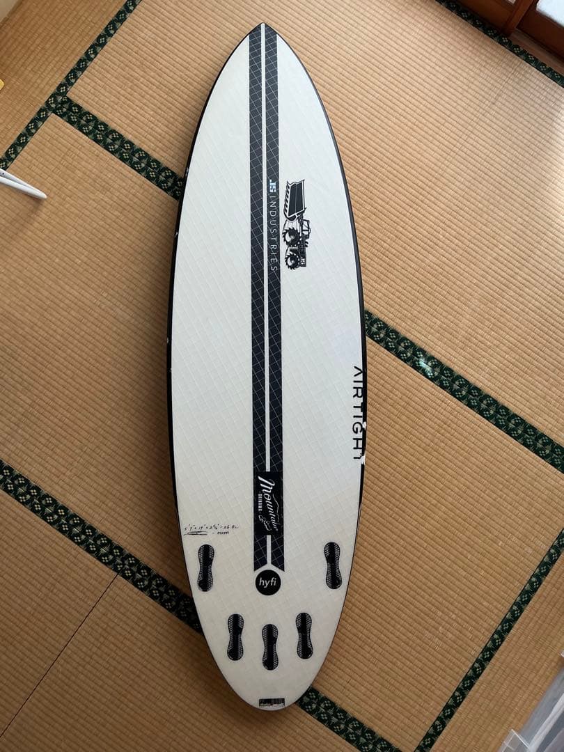 【JS Industries サーフボード 5’9” 26.8L】
