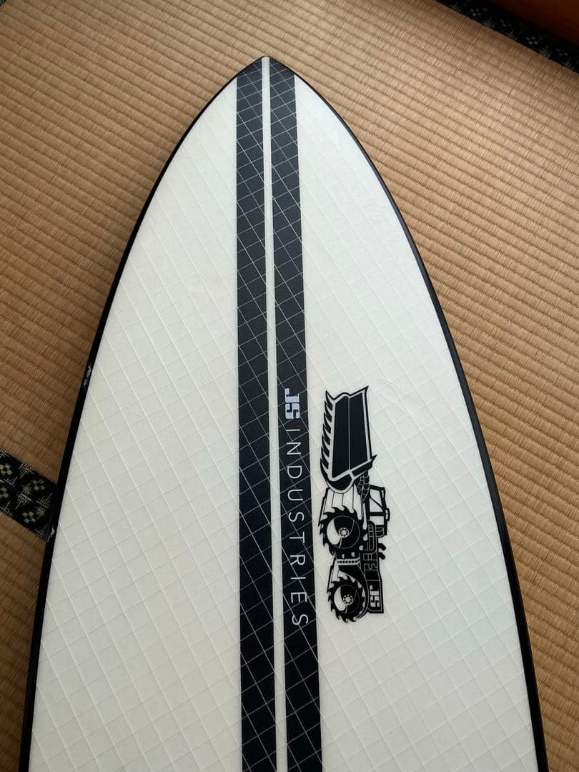 【JS Industries サーフボード 5’9” 26.8L】
