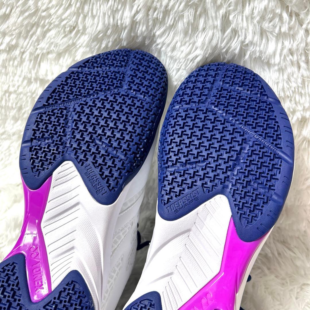 【新品ダグ付き】YONEX バドミントン シューズ パワークッション 27cm