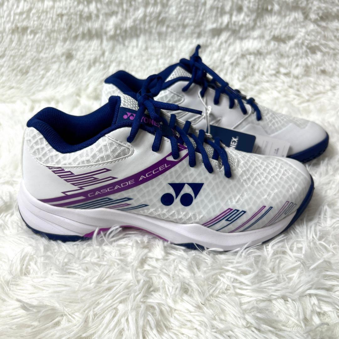【新品ダグ付き】YONEX バドミントン シューズ パワークッション 27cm