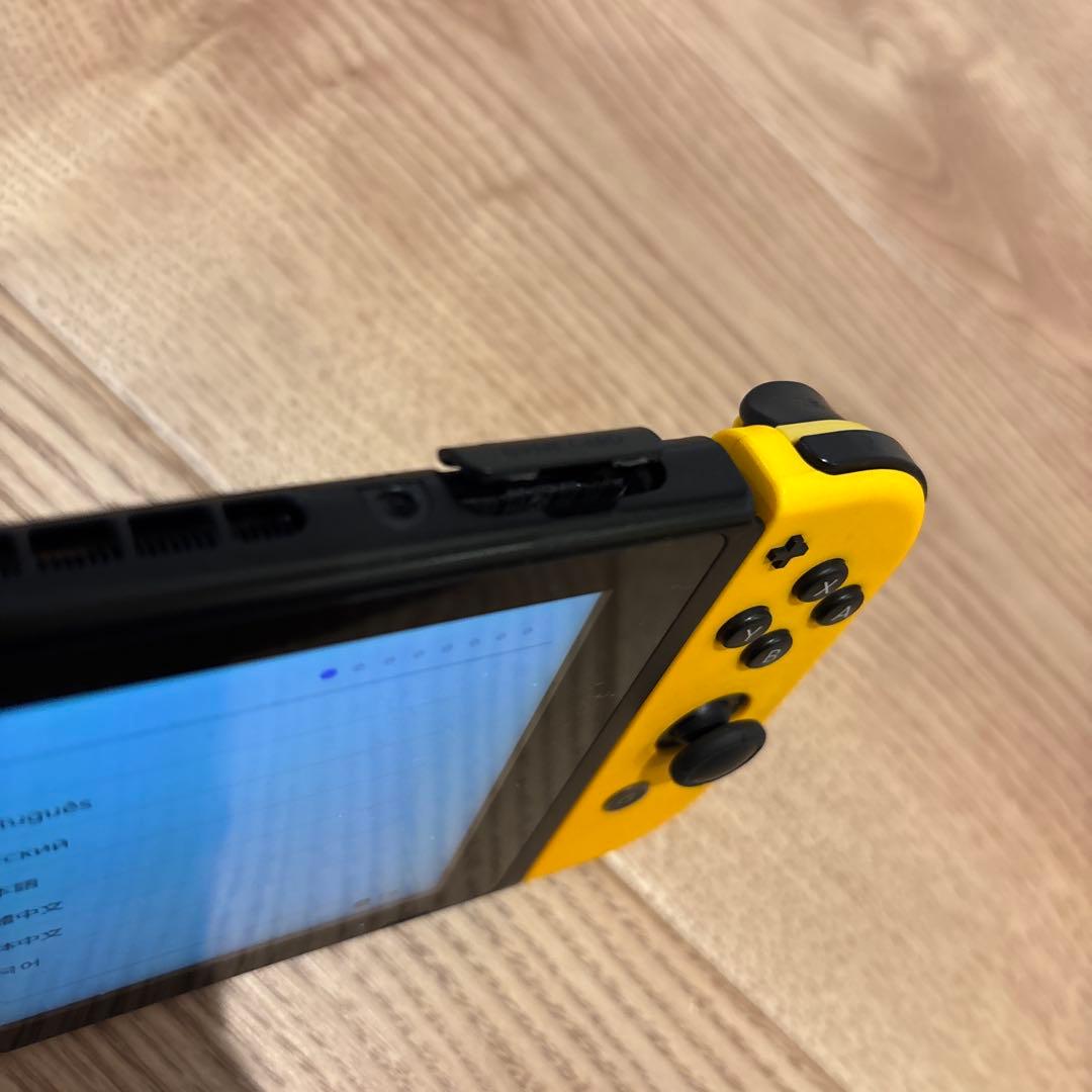 コ*キ様 Switch 本体　ケース付き　箱無し
