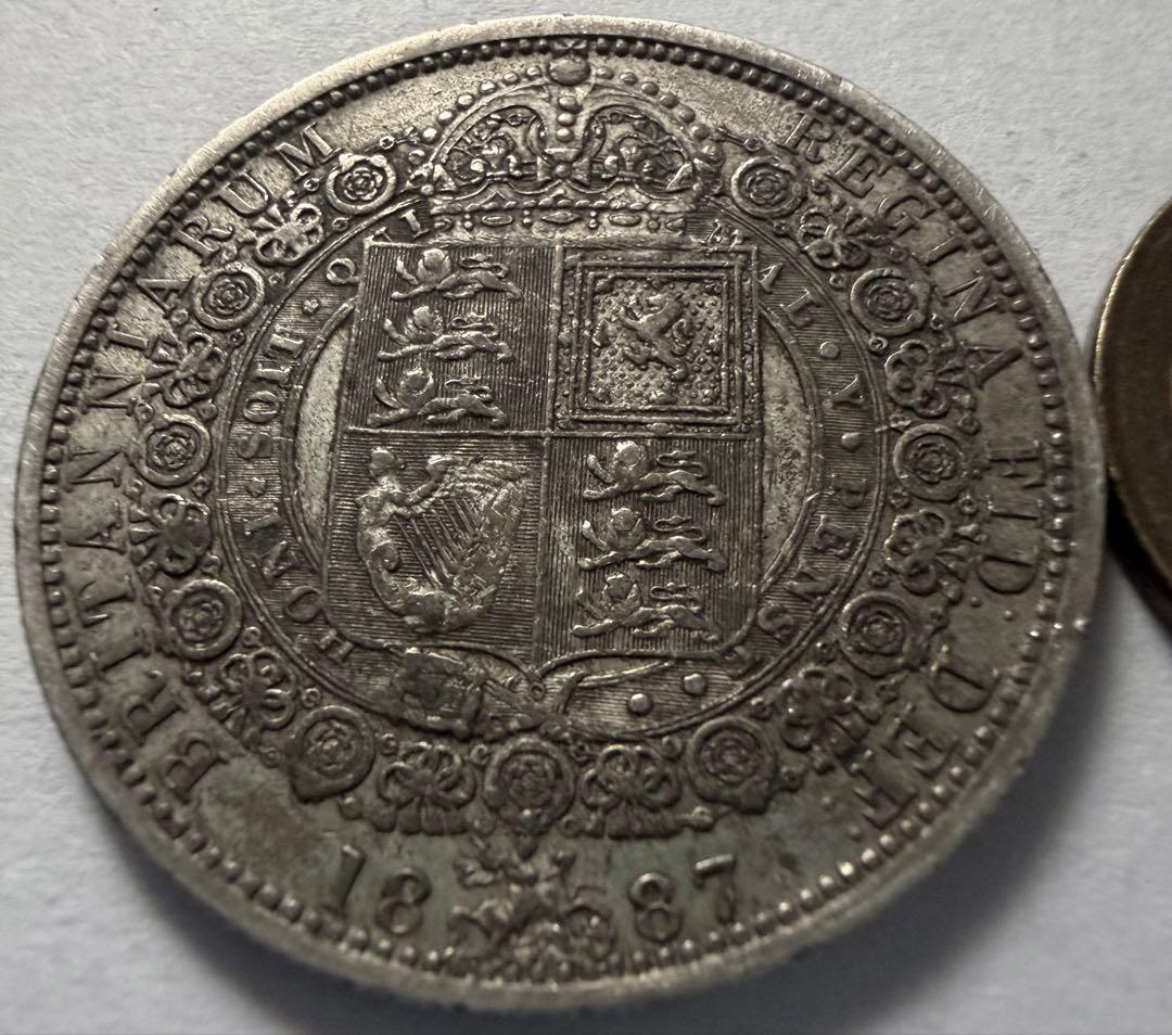 グ*ン様 1887年英国ジュベリーヘッドヴィクトリア女王 ハーフクラウン銀貨