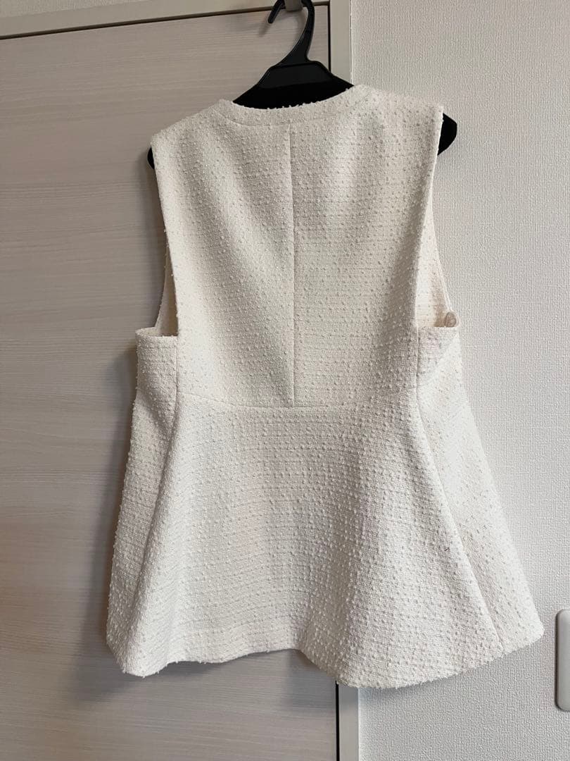極美品 PLST ツイードペプラムジレ S ホワイト