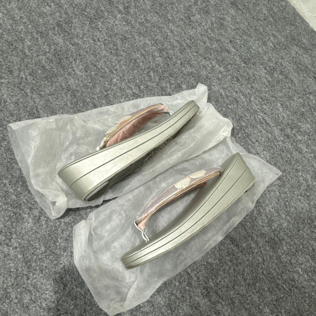 薄紫色 花柄 和装用バッグと草履セット　振袖　成人式