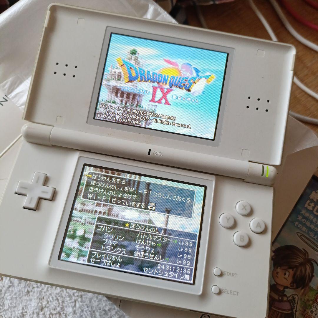 ニンテンドーDS lite 本体　ホワイト