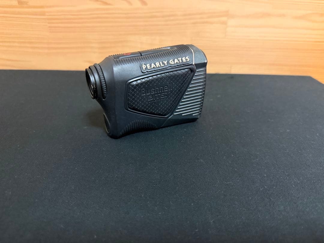 【美品】Bushnell ゴルフ用距離計　パーリーゲイツコラボ　24h以内発送