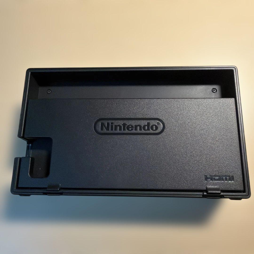 ニンテンドースイッチ　箱・付属品・ケース付き