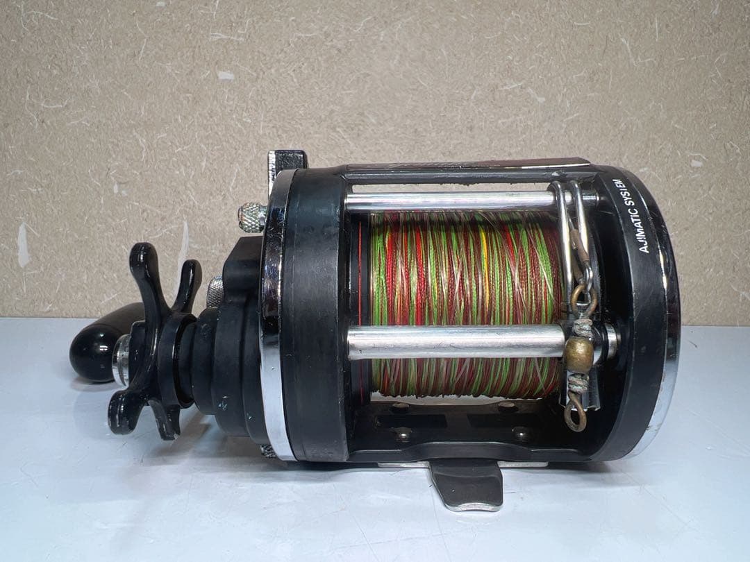 Shimano シマノ アジマティック 4000SS フィッシングリール