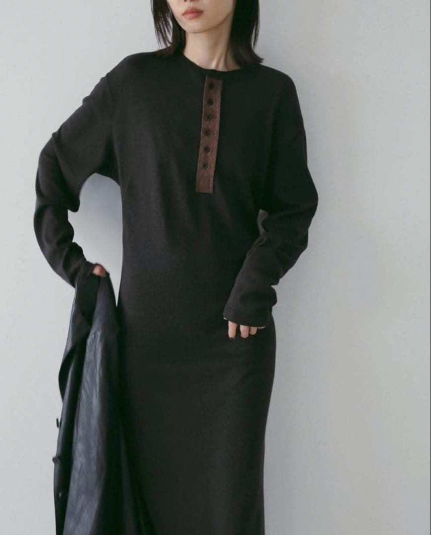 公式即完売 anuke Thermal 2way Onepiece ネイビー38