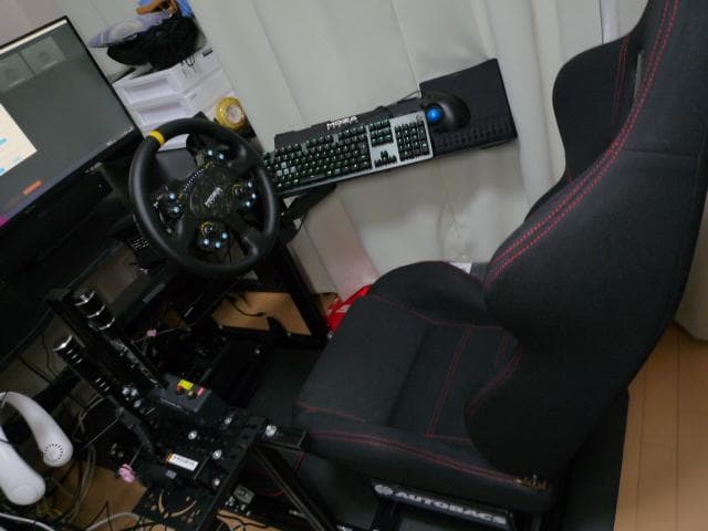 Dardoo F1コクピット改+ロッソモデロGTD-RS シート 引取り希望
