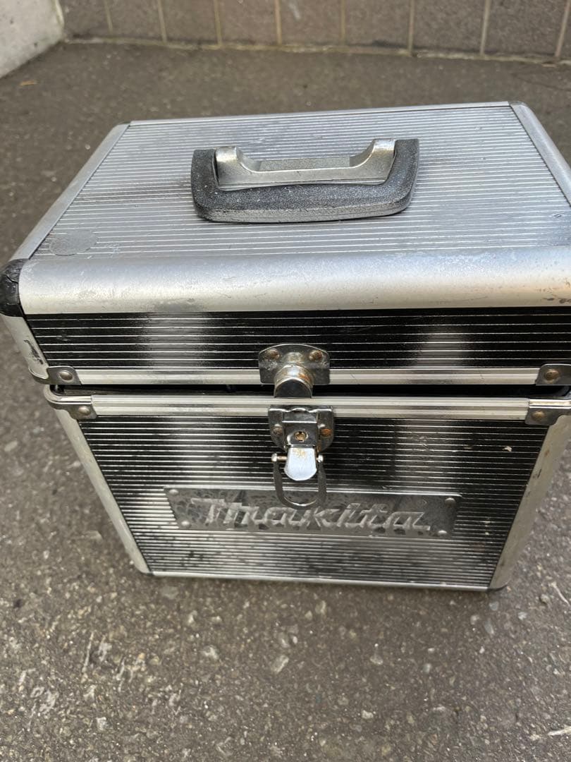Makita マキタ レーザー墨出し器 SK10GD