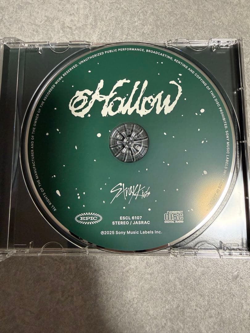 stray kids Hollow通常盤（開封済）8枚、タワレコ特典トレカ8人