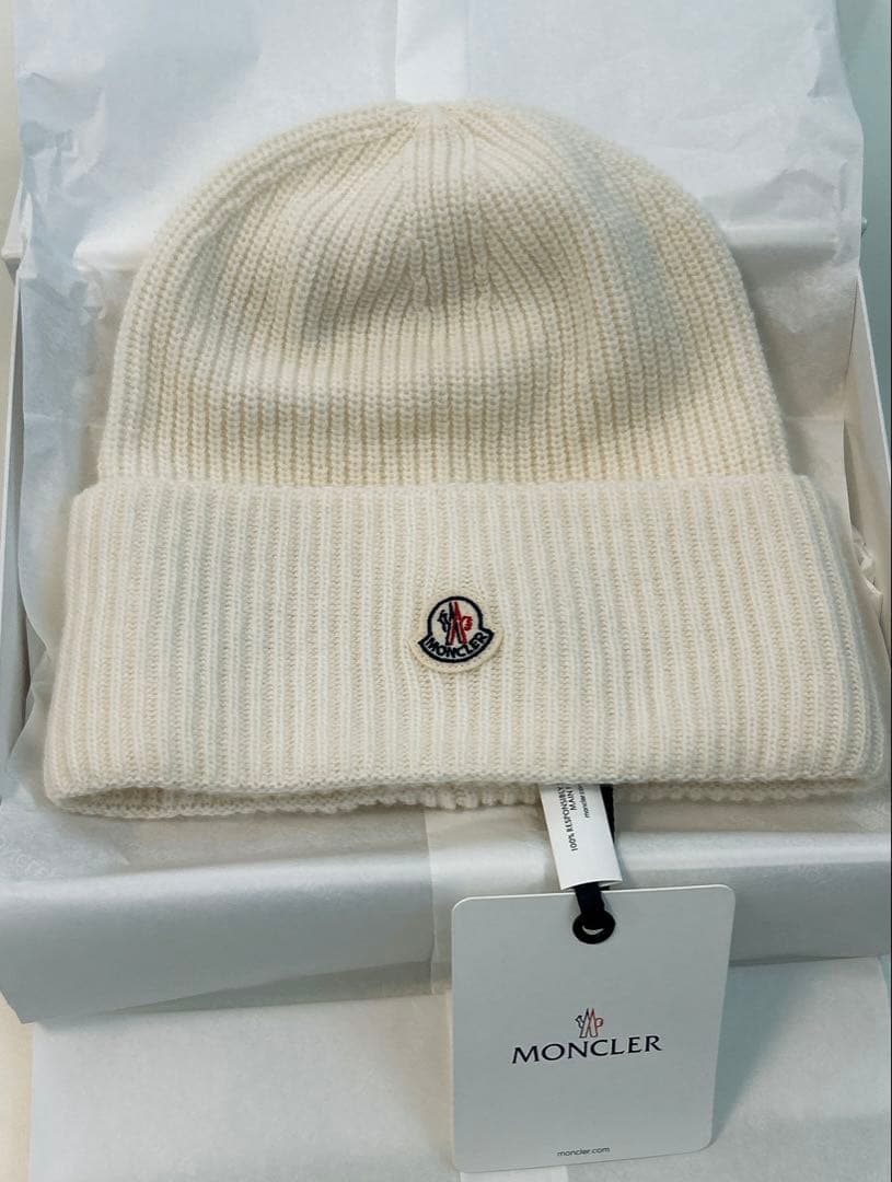 正規未使用◎MONCLER ホワイト ニット帽
