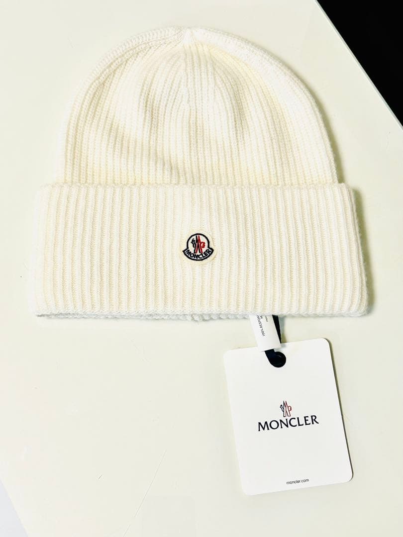 正規未使用◎MONCLER ホワイト ニット帽