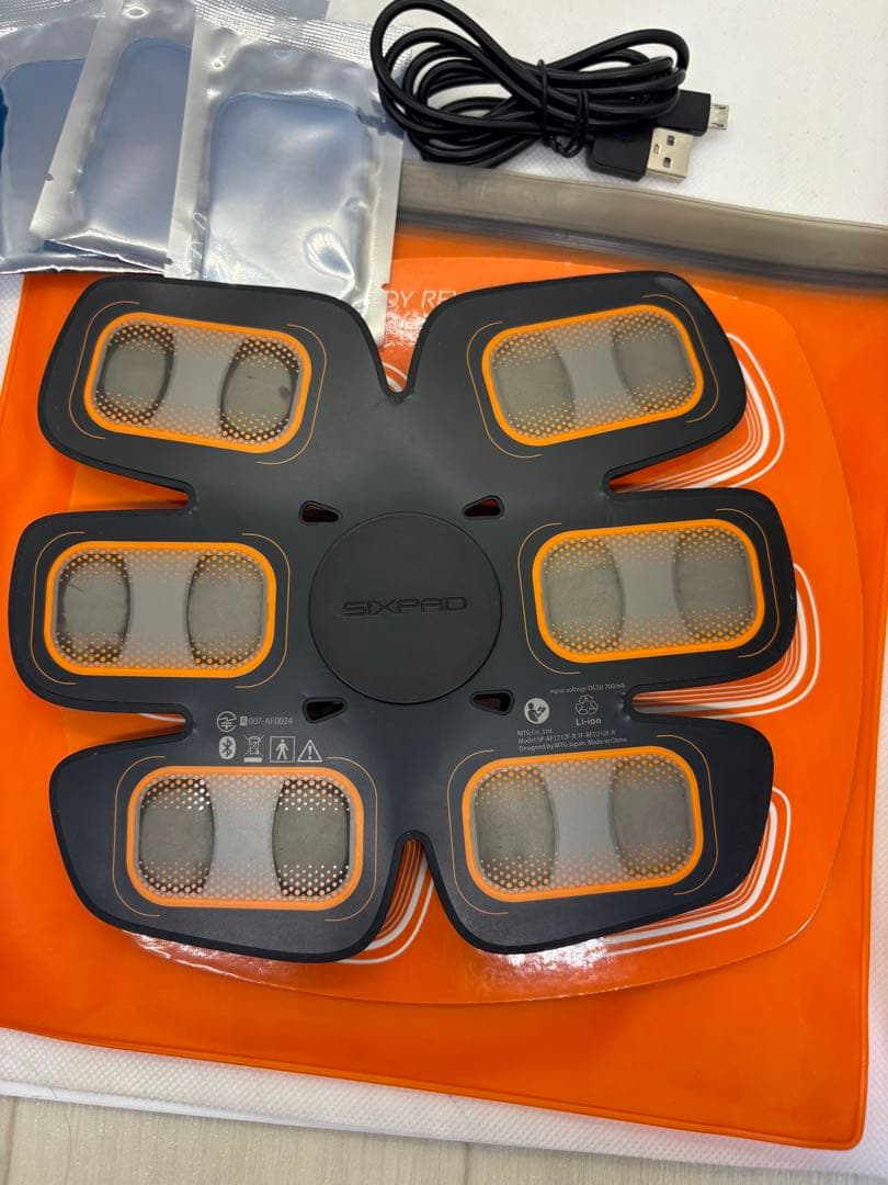 【週末限定セール】【美品】SIXPAD アブズフィット2(Abs Fit 2)