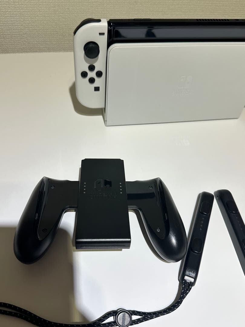 Nintendo Switch (有機ELモデル) ホワイト