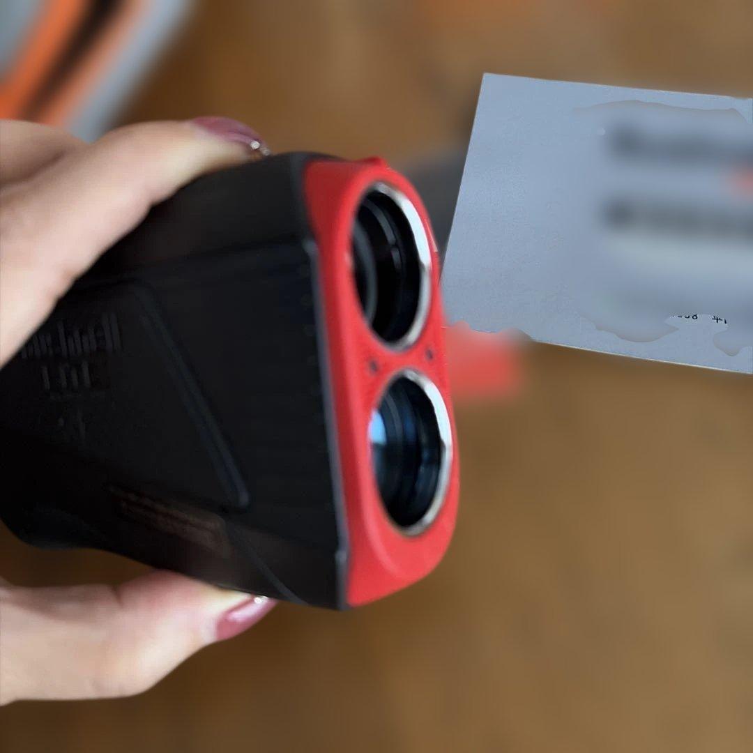 Bushnell Tour V5 Shift スリムジョルト　ゴルフ用距離計