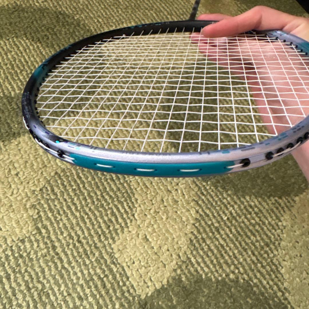 YONEX アストロクス88D TOUR バドミントンラケット　3ug5
