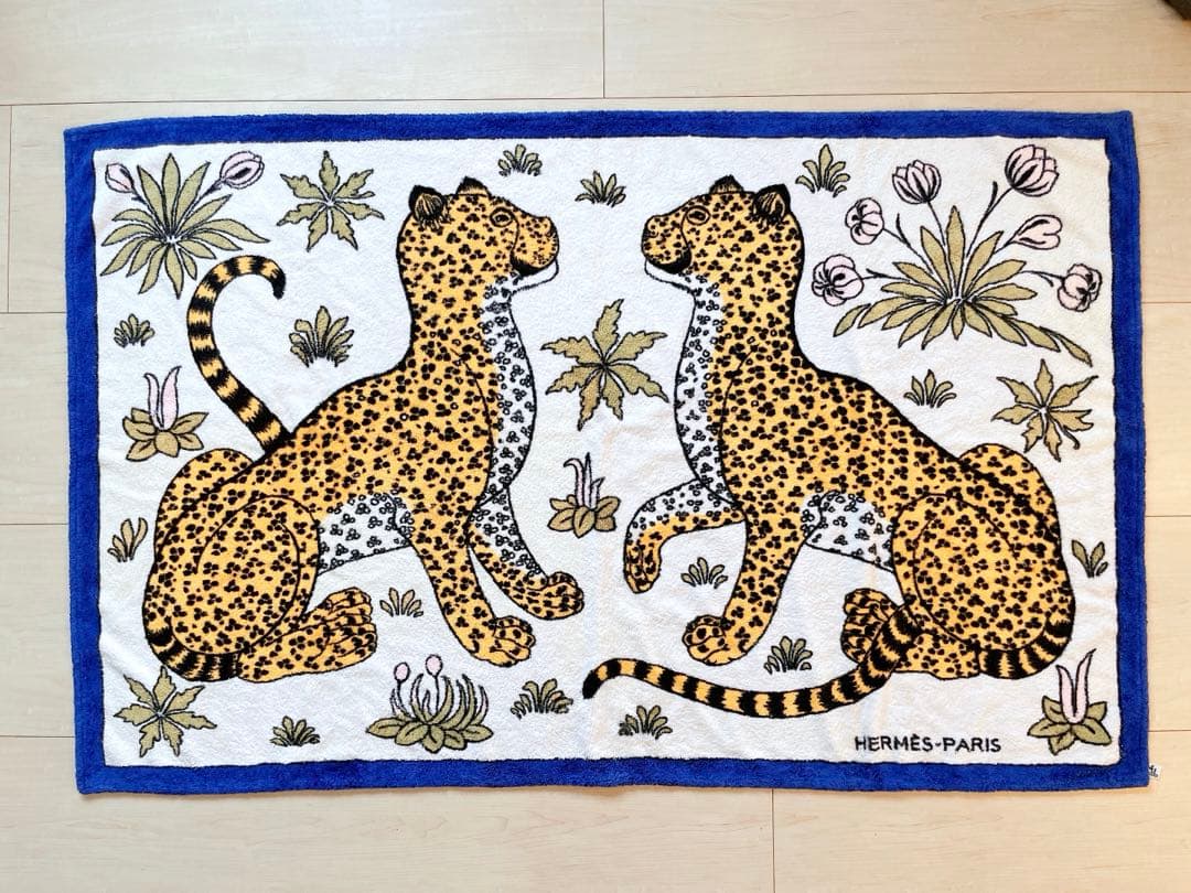 エルメス　バスマット　バスタオル　ビーチタオル　レオパード　ヒョウ　豹　ラグ