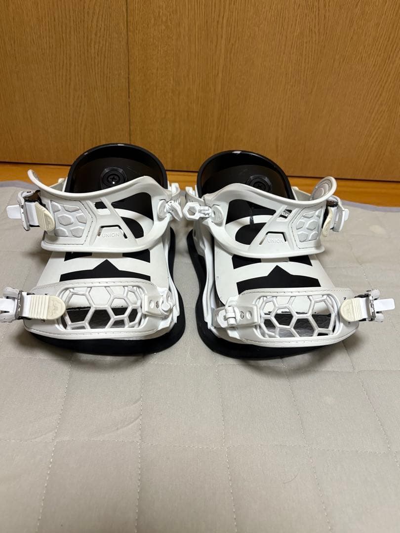 UNION STRATA ホワイト Sサイズ