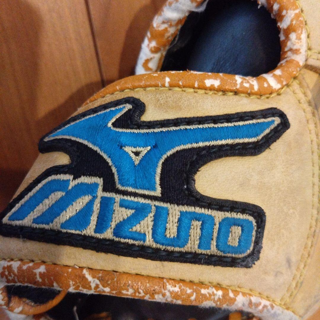 ミズノ プロフェッショナル 軟式 野球 グローブ　　ボール＆クリーナーオイル付き