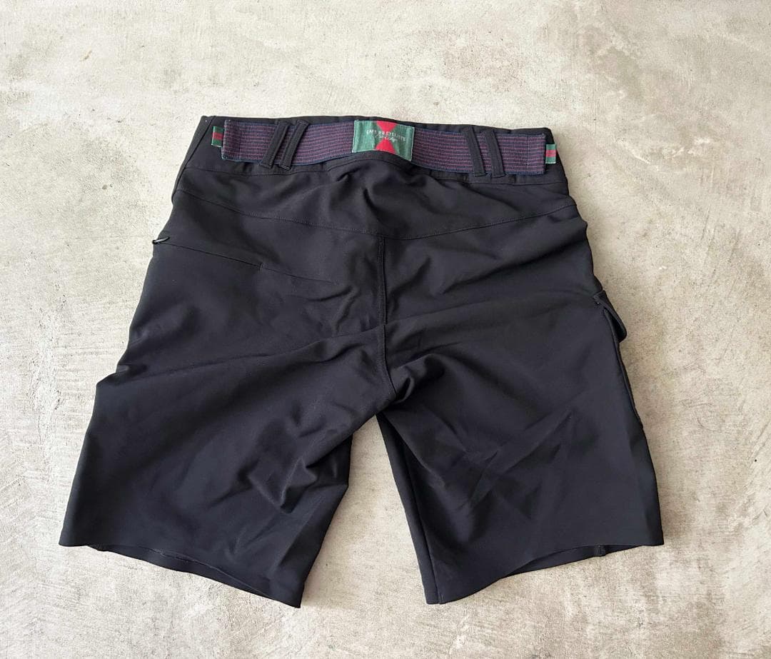 【美品】Café du Cycliste ショーツ（XS）