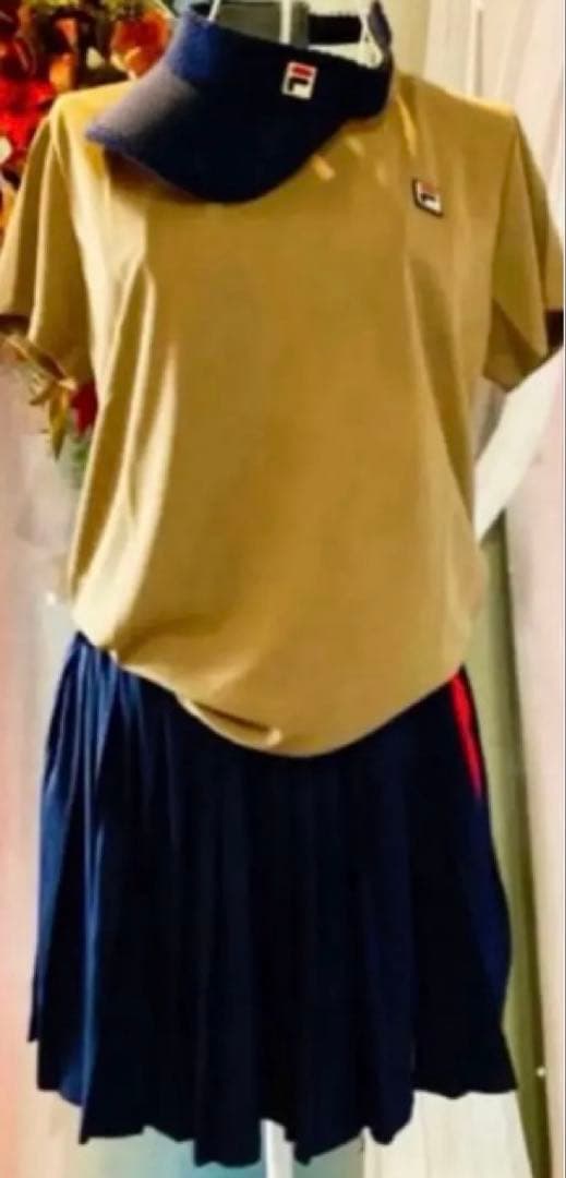 No.590 FILA エンボスプリーツのエレガントスコート☆NAVY☆