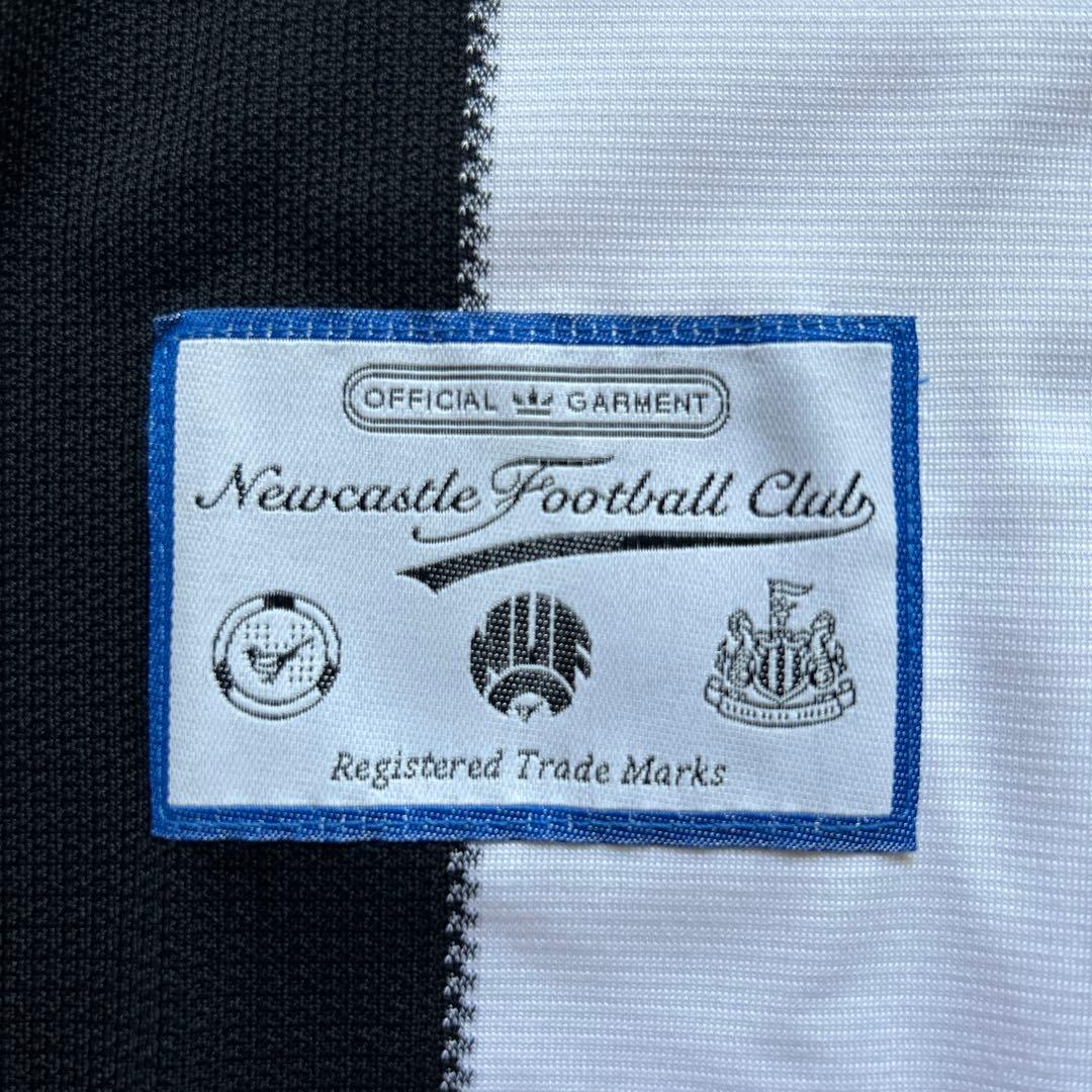 正規品新品☆ニューカッスル・ユナイテッドFC95/97ホーム復刻ユニフォームM