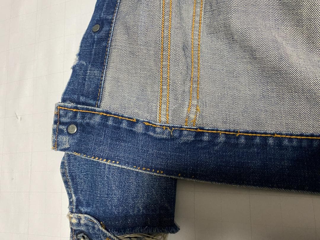 牛*る様 【300円】リーバイス デニムジャケット ビッグE 型番不明