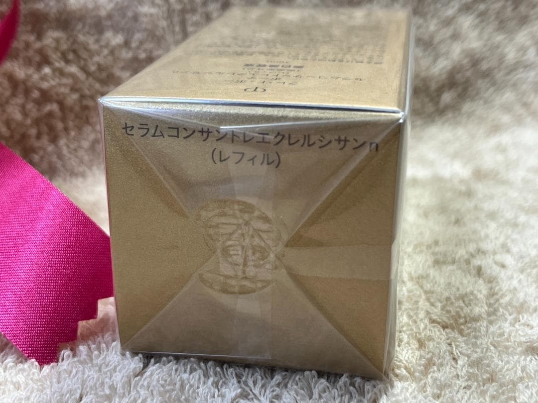 p*0様 新品 レフィル クレ・ド・ポー ボーテ セラムコンセントレエクレルシサ