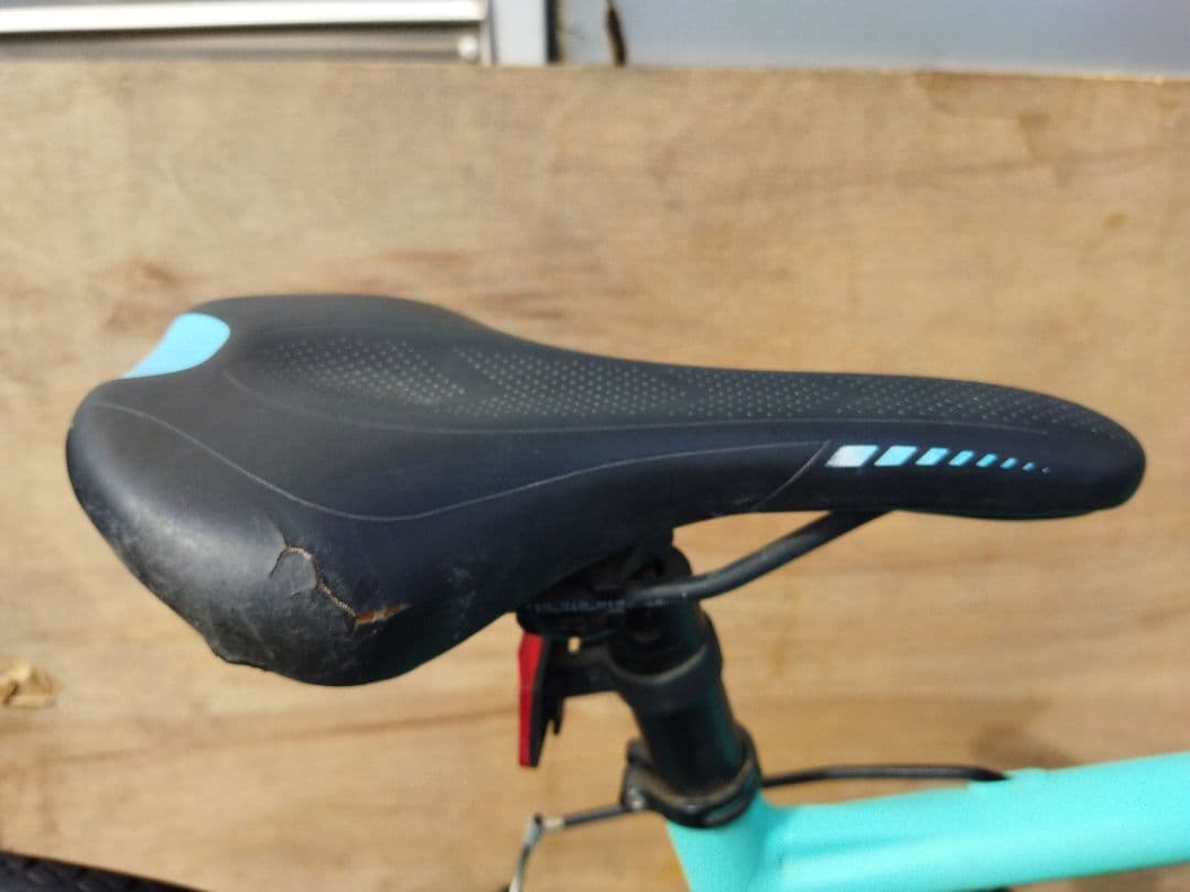 ビアンキ　Bianchi　C sport クロスバイク　28インチ