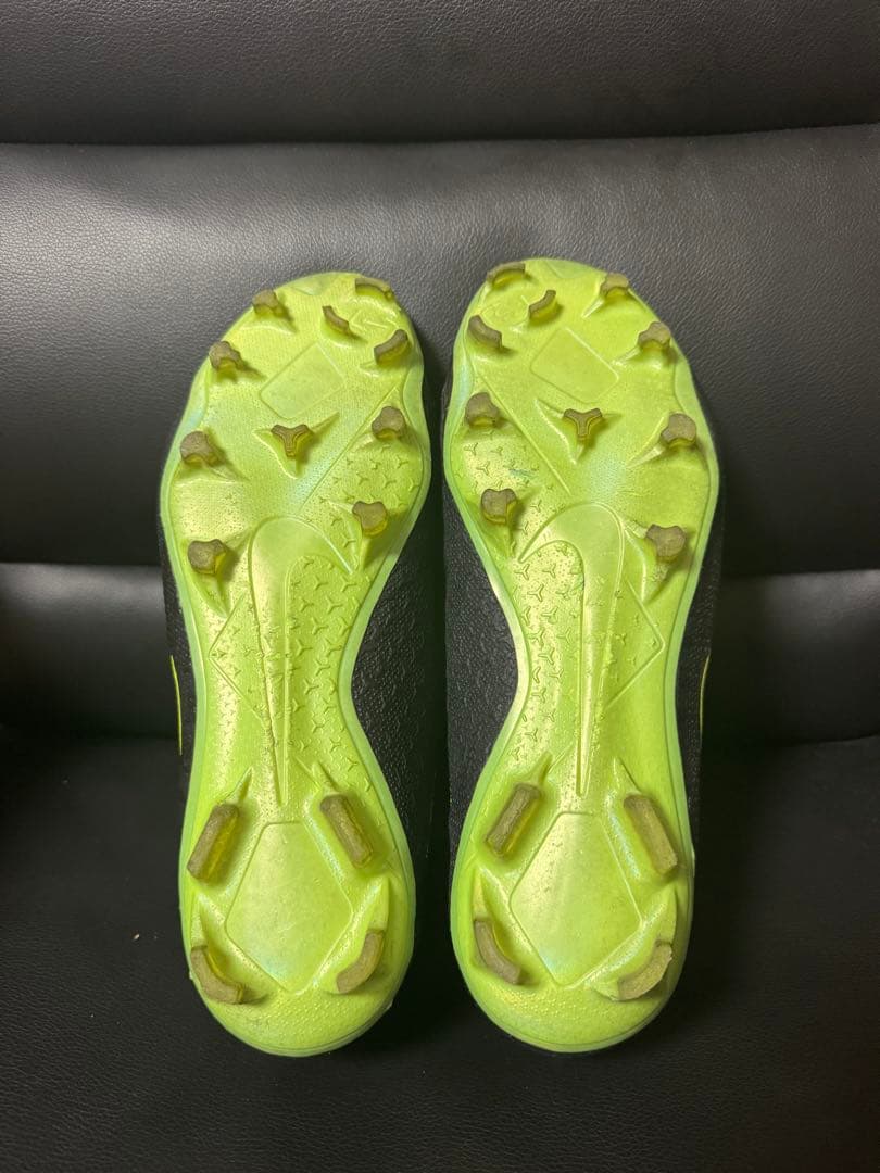 Nike Phantom サッカーシューズ ブラック/ライム