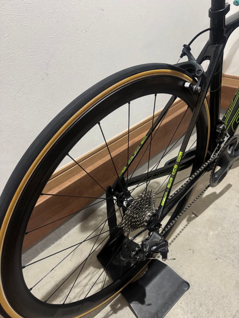 自転車本体 SCOTT ADDICT TEAM ISSUE