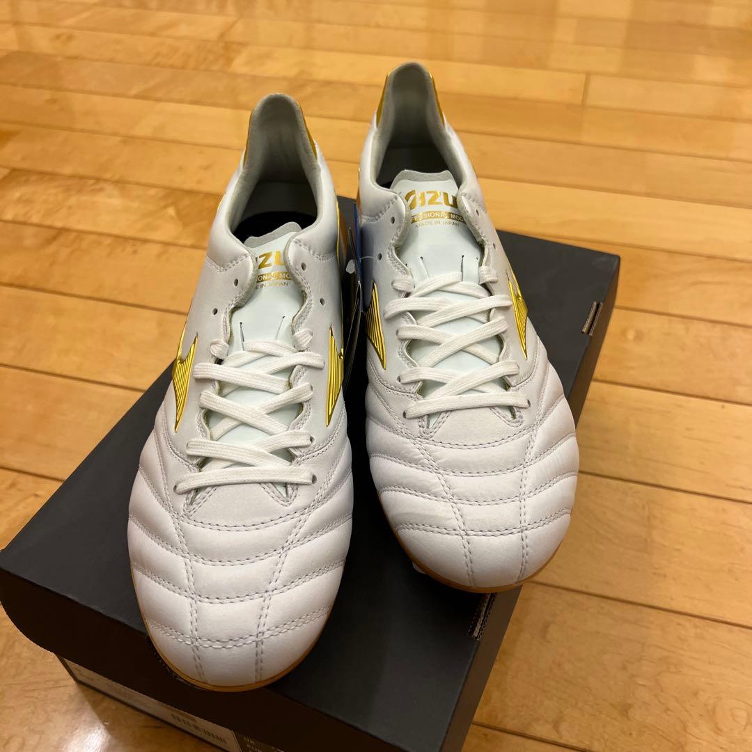 Mizuno Morelia NEO2 ホワイト/ゴールド スパイク