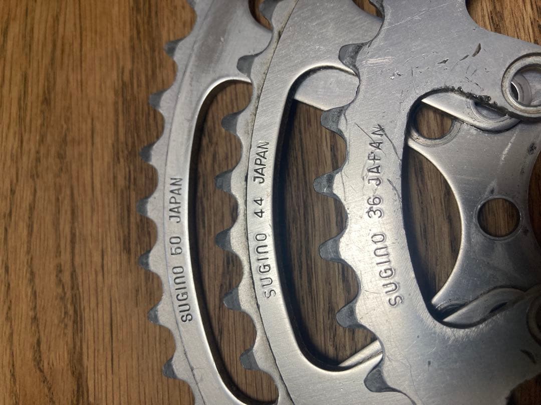 Sugino Super Maxyクランクセット 36T 44T 60T