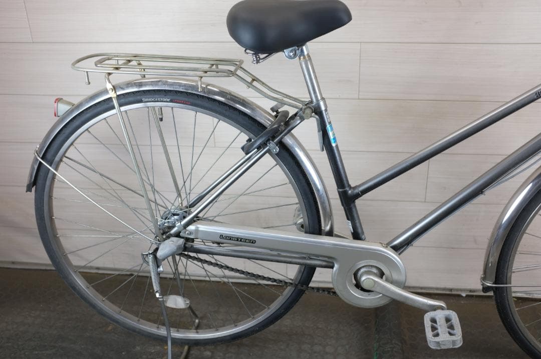 ブリヂストン　軽快車　27インチ　３段　ライト