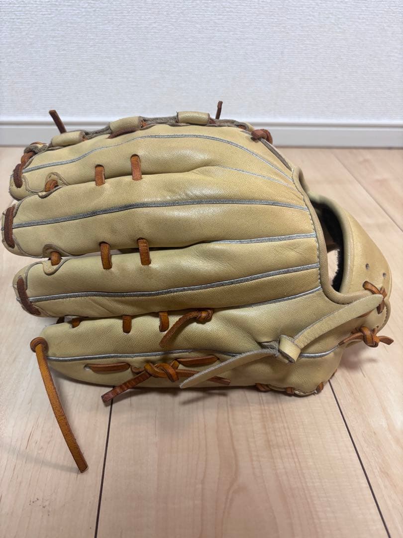 ぽ*ぺ様 ZETT 軟式グローブ クリーム色 右投げ用　型付け済み