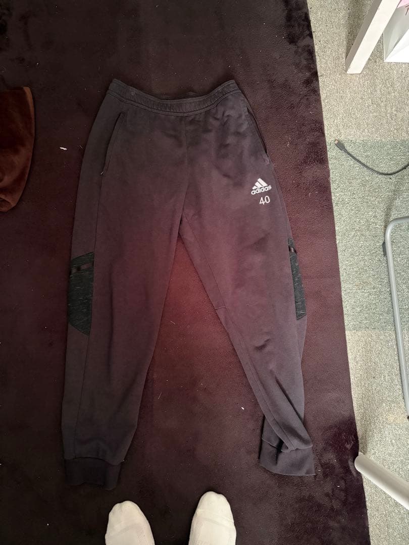 adidas 帝京第三サッカーウェア 91番 赤