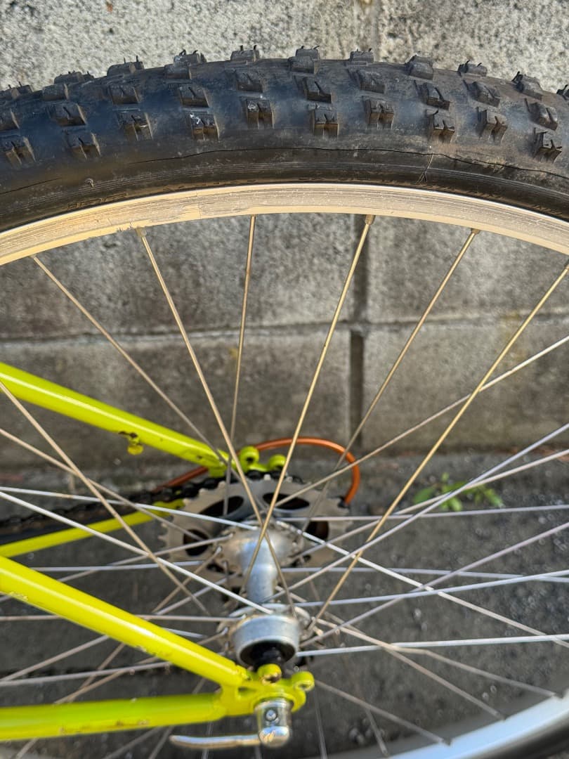 人気モデル ARAYA Muddy Fox 完成車 レストアベース