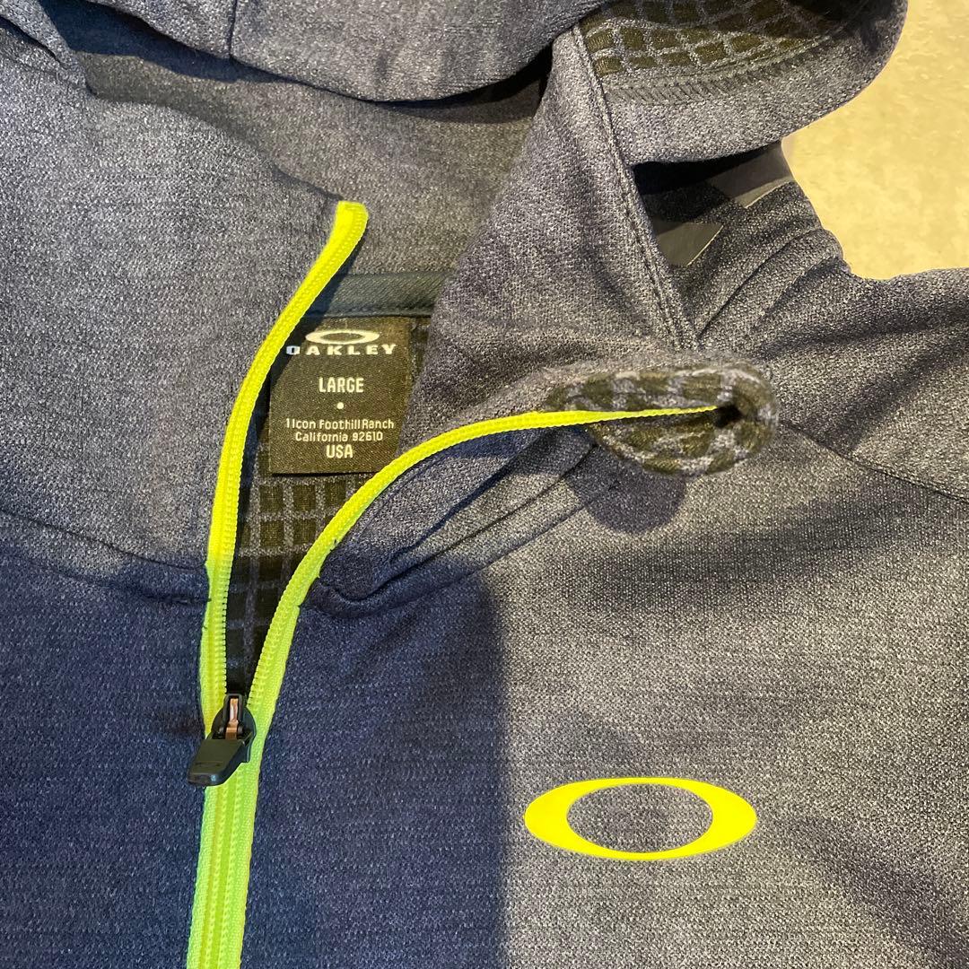 Oakley フード付きジャケット 上下