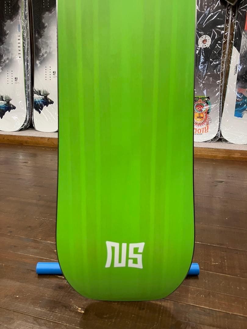 【新品】25-26 NEVER SUMMER TROOPER 154
