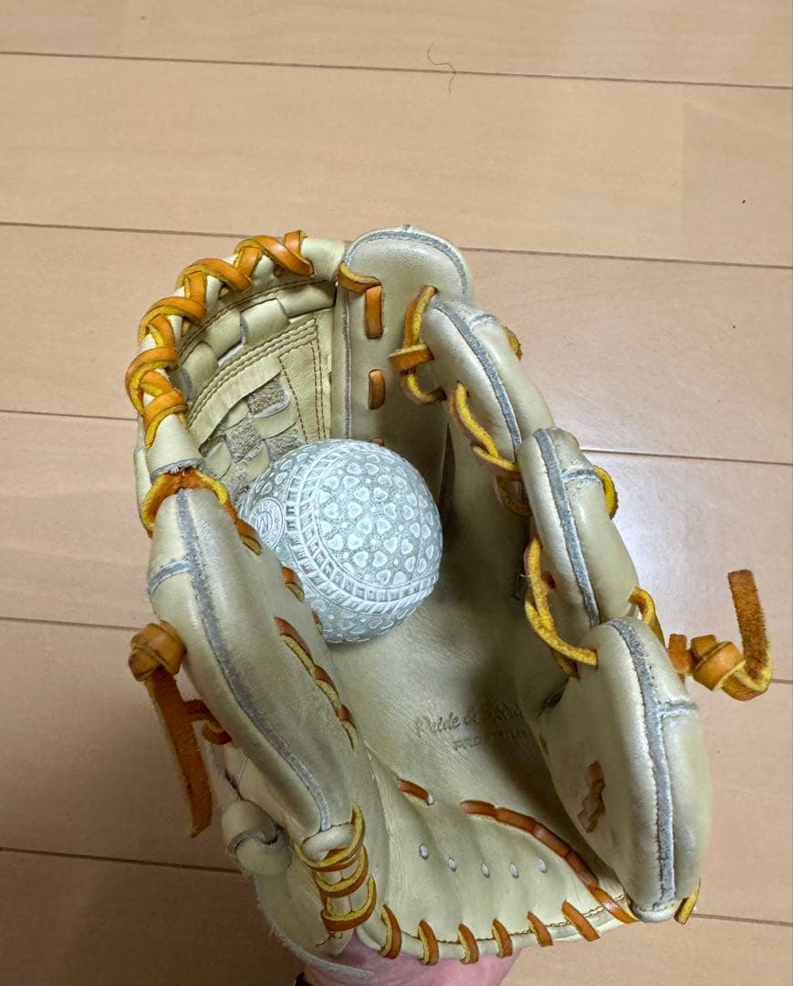 ZETT 軟式グローブ クリーム色