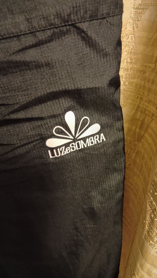 Luz e Sombra フード付きウィンドブレーカー　セットアップ