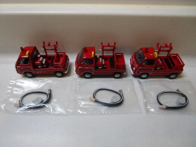 トミカLV/新品未開封 スバルサンバーポンプ消防車(梅田町消防団) 3台
