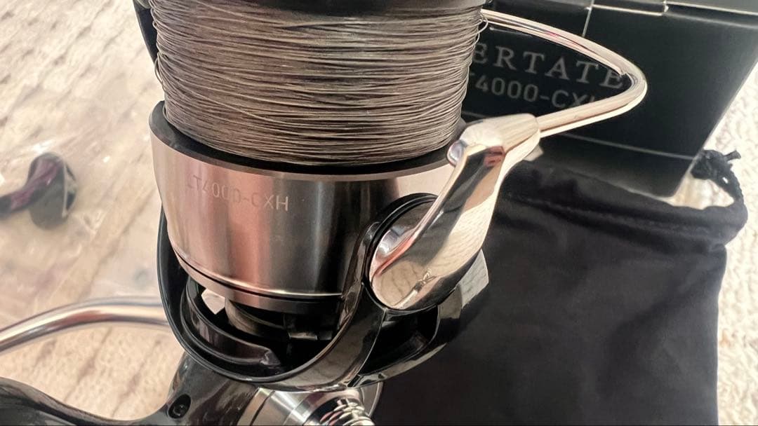 DAIWA 24CERTATE LT4000-CXH 美品