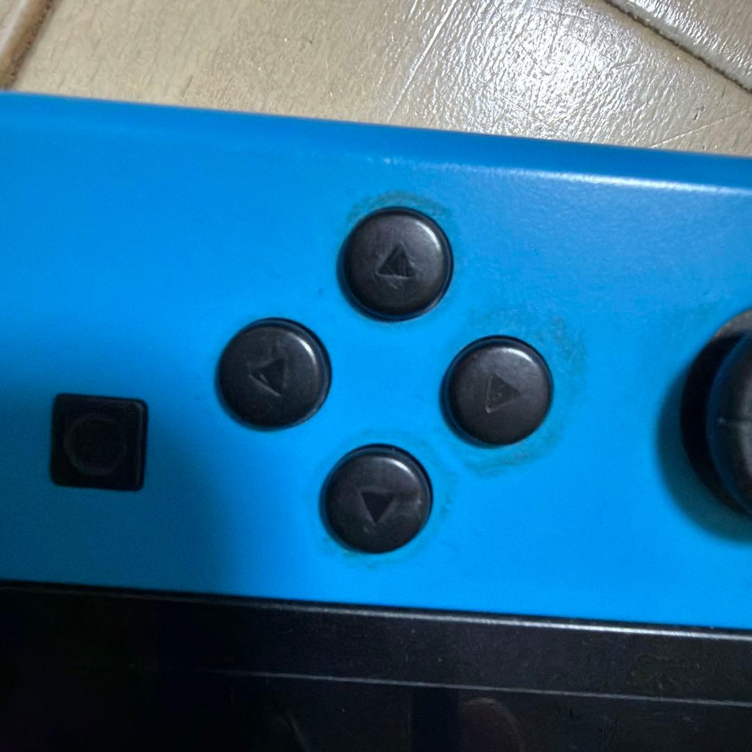 Nintendo Switch 本体 赤と青 Joy-Con 付属品あり