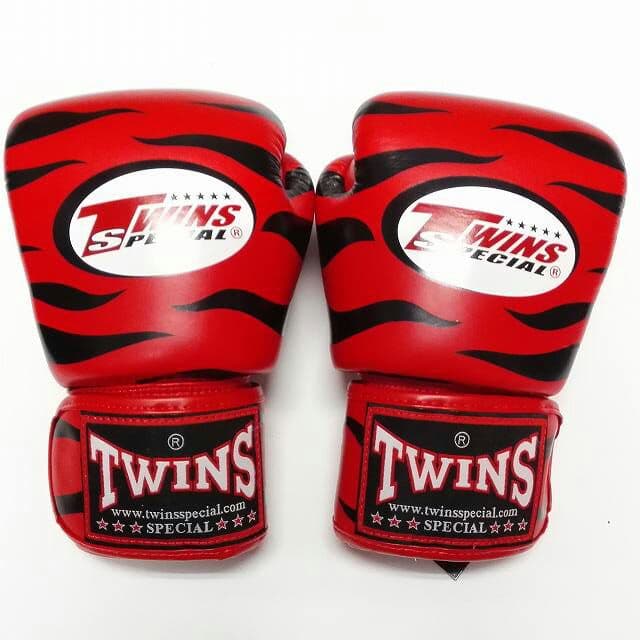 新品 正規 TWINS 本格ボクシンググローブ 本革製 サイズ選択 Z赤黒