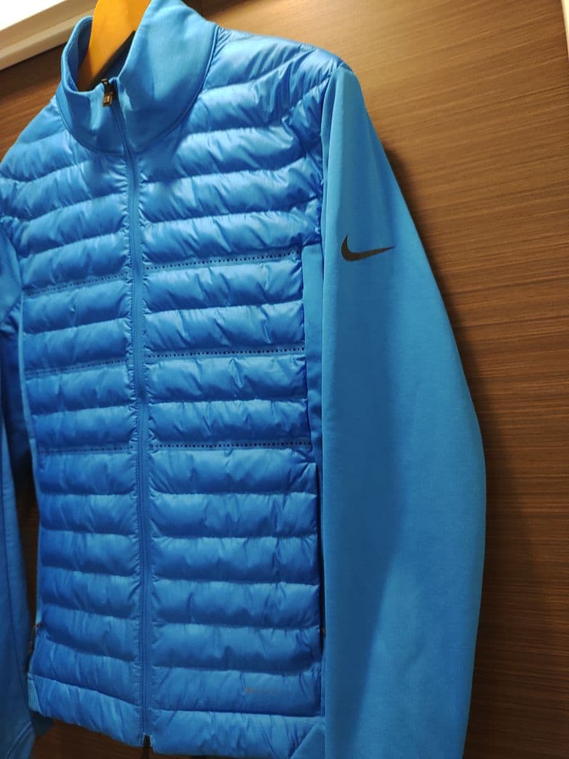 美品　NIKEGOLF AEROLOFT 　ダウンジャケット